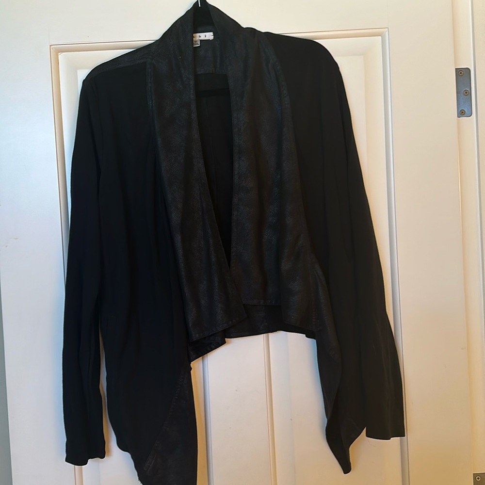 Black swing cardigan CAbi top size medium